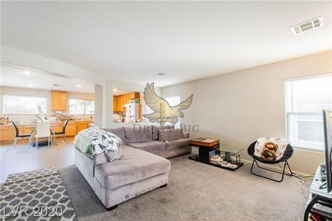 Building Photo - 548 Haunts Walk Ave