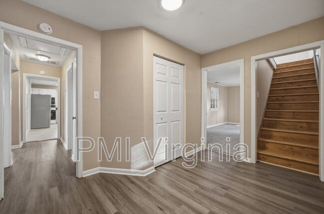 Building Photo - 3119 Joseph Ave