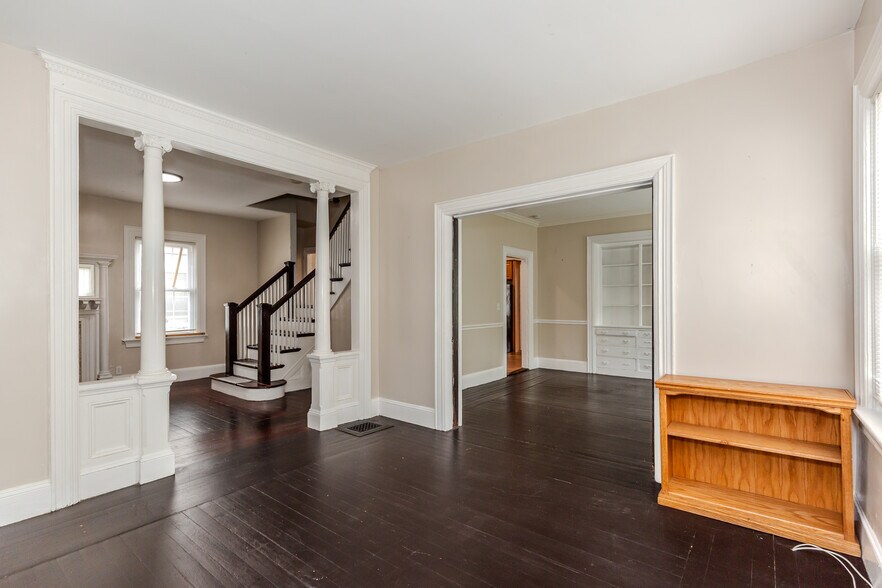 Building Photo - 173 Oakland Ave