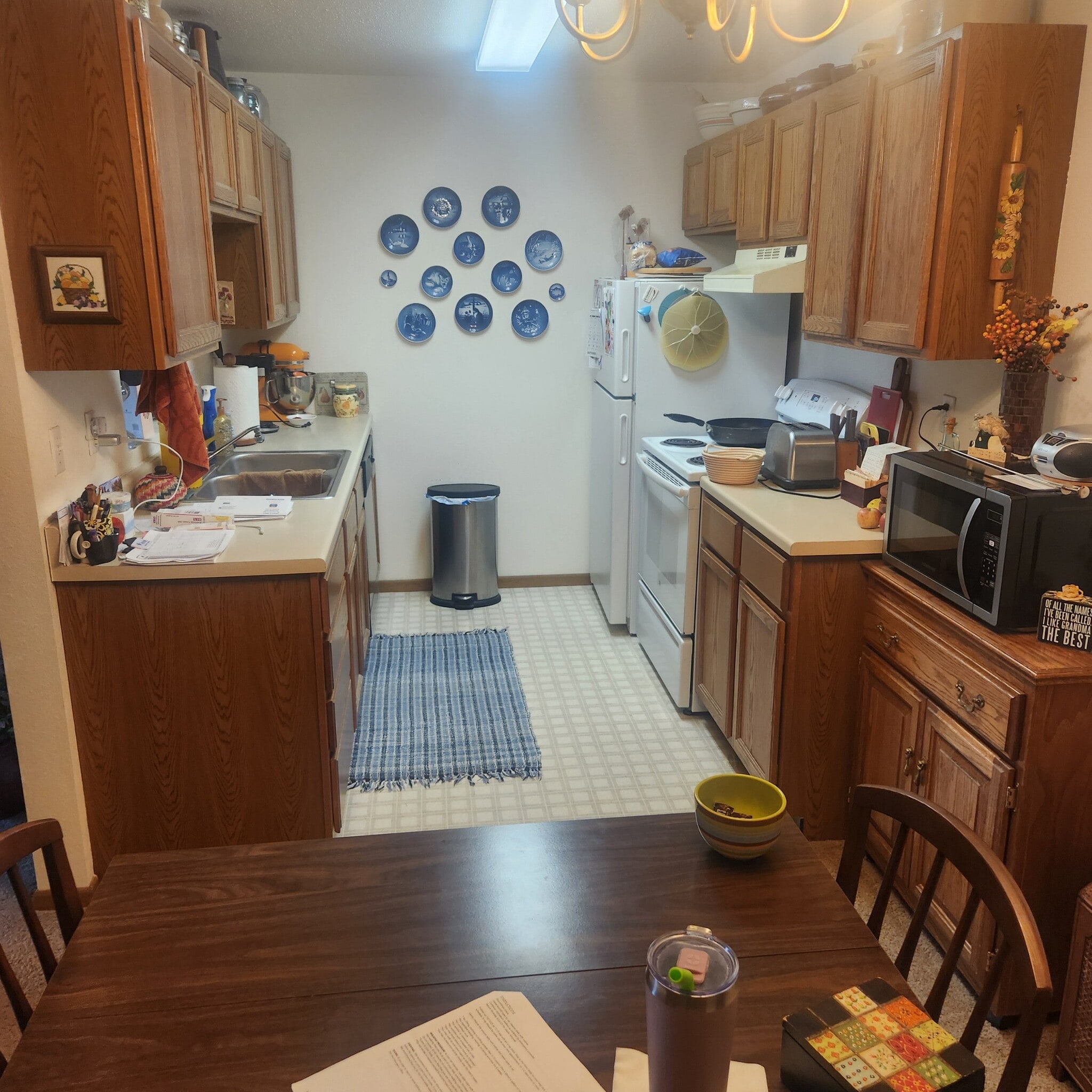 Building Photo - 805 Inman St