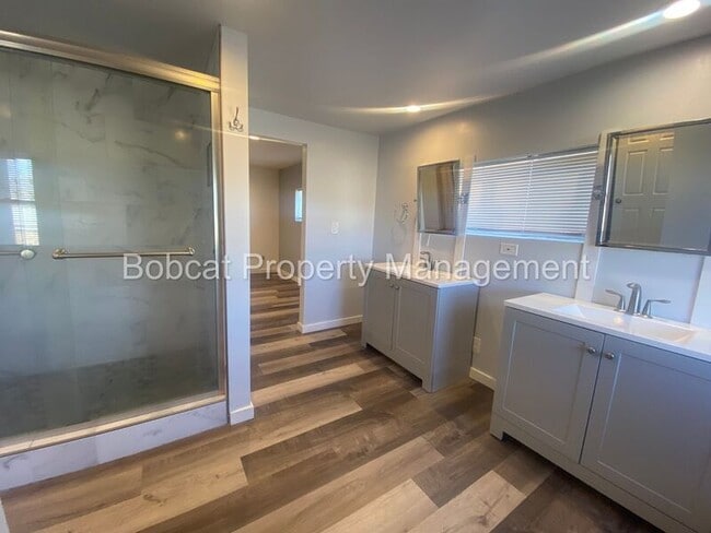 Building Photo - 3722 Lyla Ln