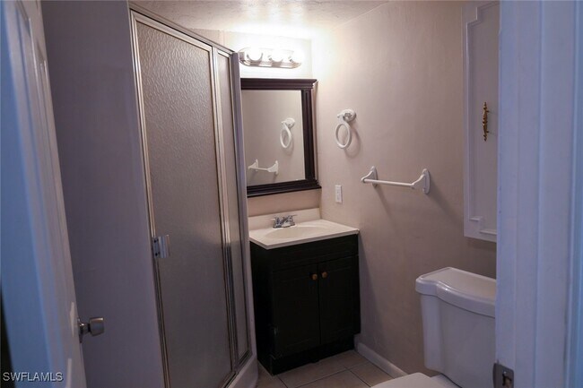Building Photo - 1380 Green Valley Cir