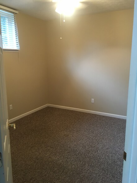 Bedroom - 415 Main St