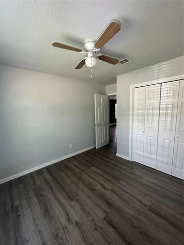 Building Photo - 6524 Blue Grass Dr