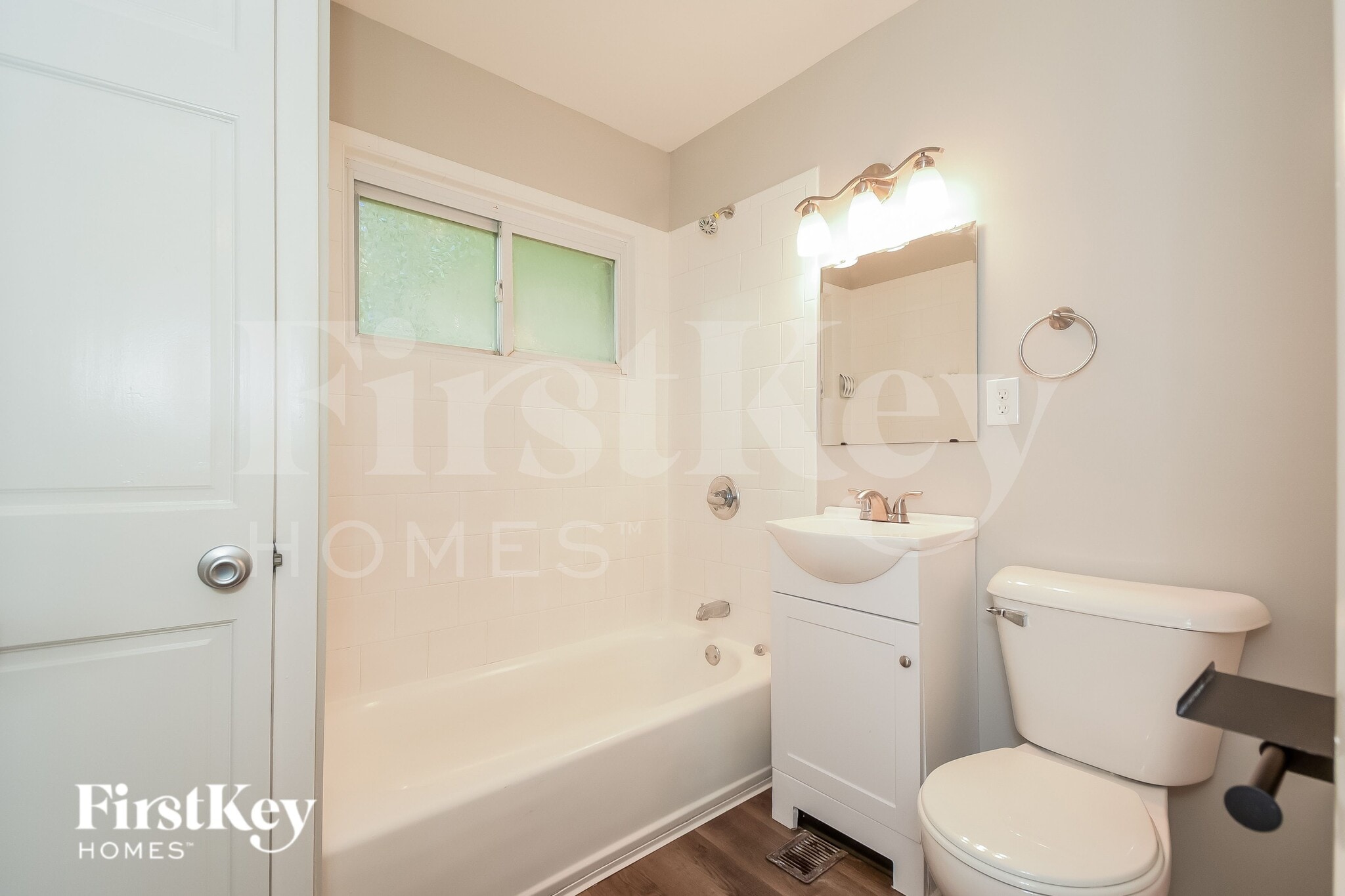 Building Photo - 4931 Karen Dr