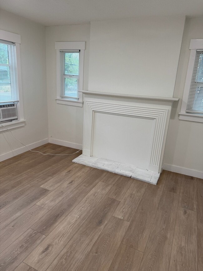 Building Photo - 1216 S 1100 E