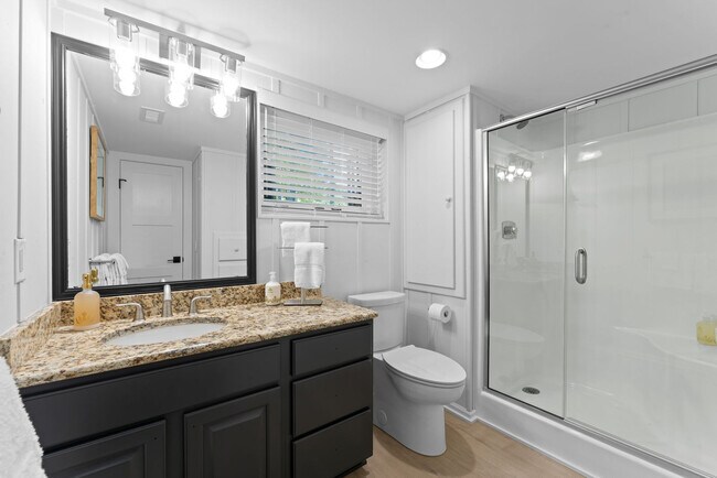 Building Photo - 3837 Fox Run