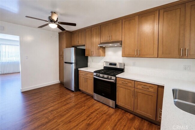 Building Photo - 15226 Normandie Ave