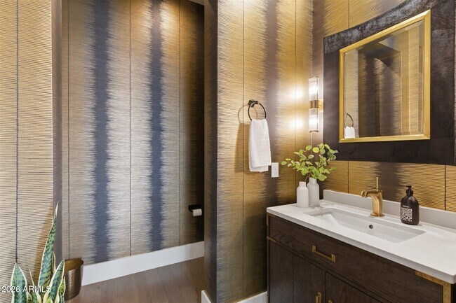 Building Photo - 8900 E Sands Dr