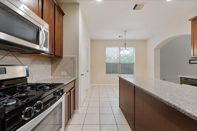 Building Photo - 26116 Chivalry Ct