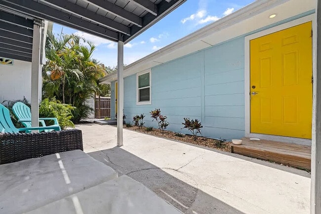 Building Photo - 4801 14th Ave S