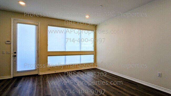 Building Photo - 13217 San Antonio Dr