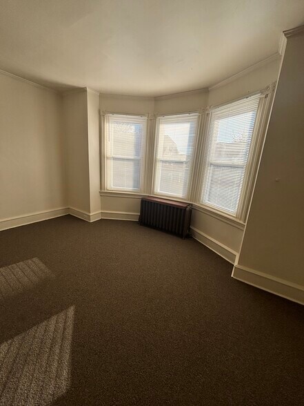 Front room - 1305 Foulkrod St