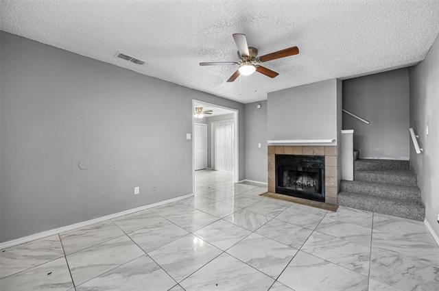 Building Photo - 3034 Tudor Ln