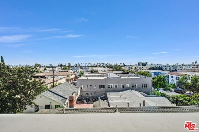 Building Photo - 1240 Gordon St