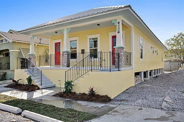 Building Photo - 625 S Hennessey St