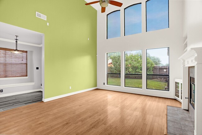 Building Photo - Beautiful Carrollton Home with 4 Bedrooms ...