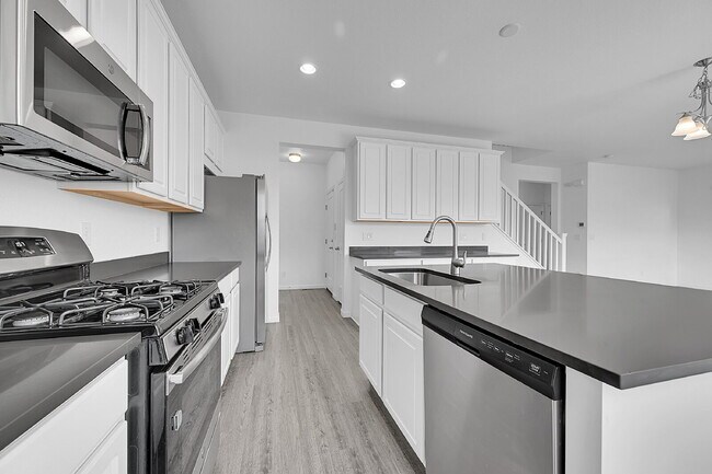 Building Photo - $3,125.00 - 4 Bedroom, 3.5 Bathroom, Singl...