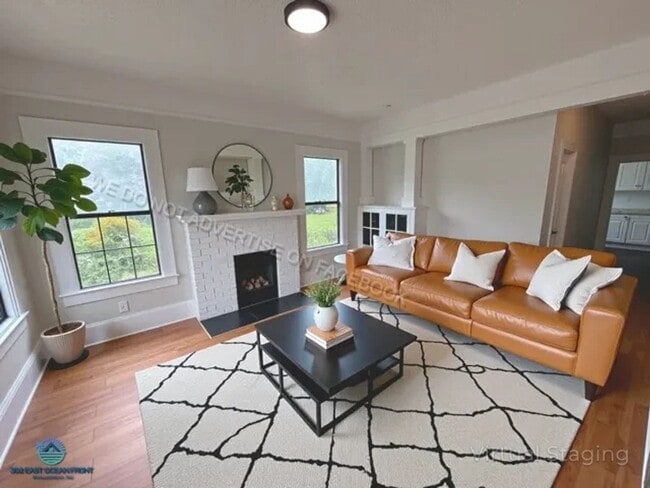 Building Photo - Gorgeous 2 story, 3 bedroom / 2bathroom ho...