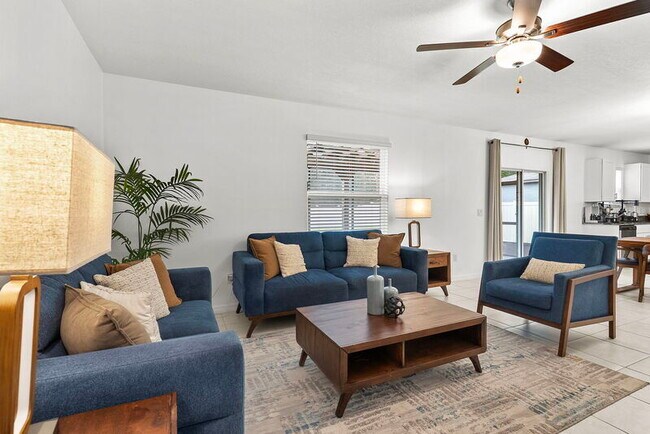 Building Photo - 1742 Red Loop