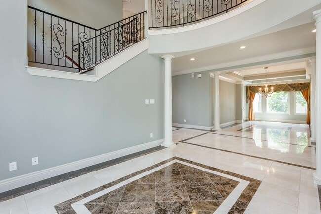 Building Photo - 5243 Harvest Bend Ct