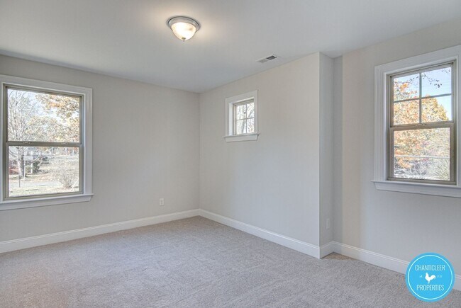 Building Photo - 3264 Polo Rd NW