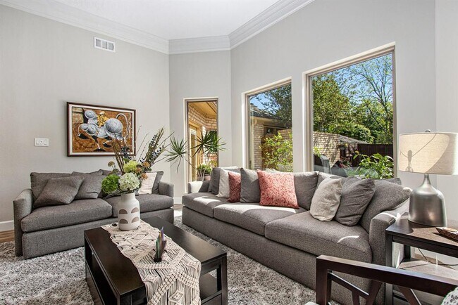 Building Photo - 807 Spear Point Cove