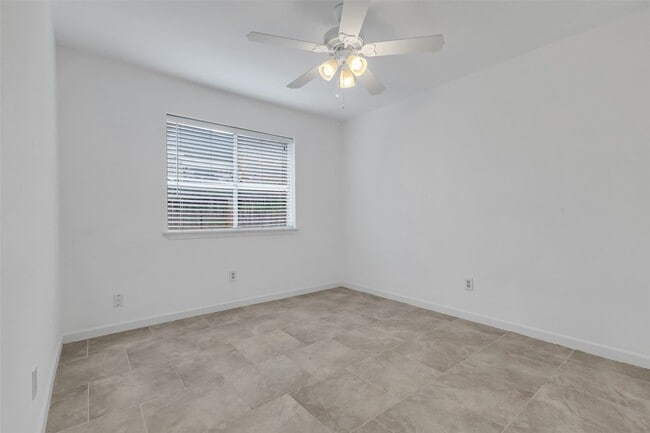 Building Photo - 4307 Eagle Fork Dr