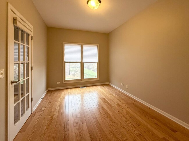 Building Photo - 2884 Riverstone Ct