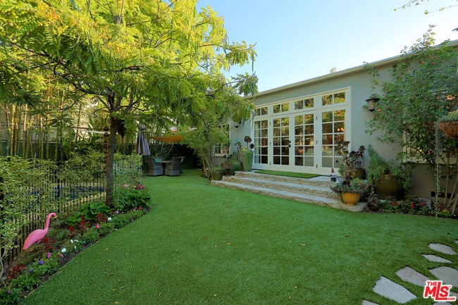 Building Photo - 4352 Talofa Ave