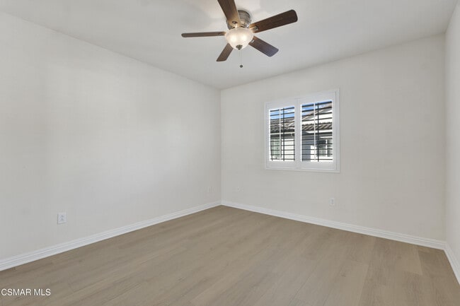 Building Photo - 1521 Silver Shadow Dr