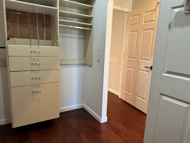 Building Photo - Resort-Style Phoenix Home with Pool, Outdo...