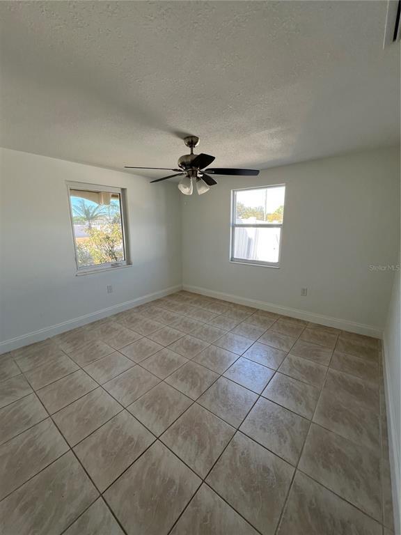 Building Photo - 449 Skylark Ln NW