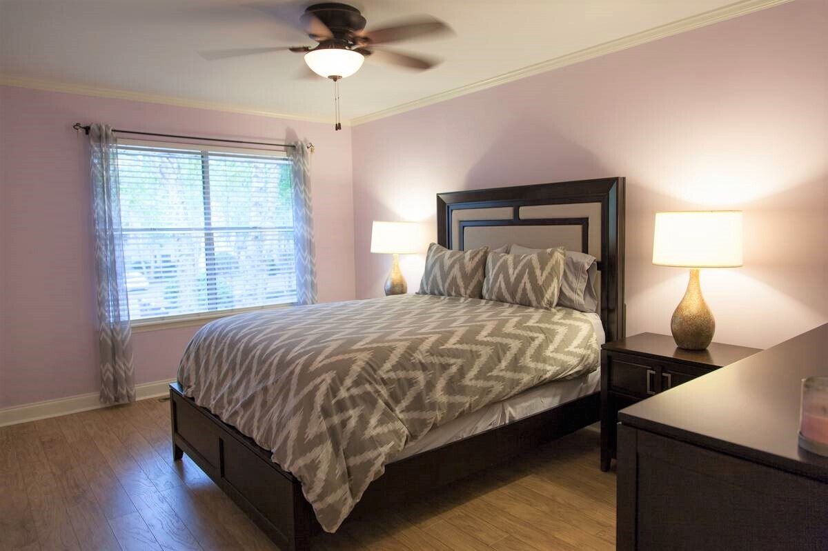 Master Bedroom - 252 Howle Ave