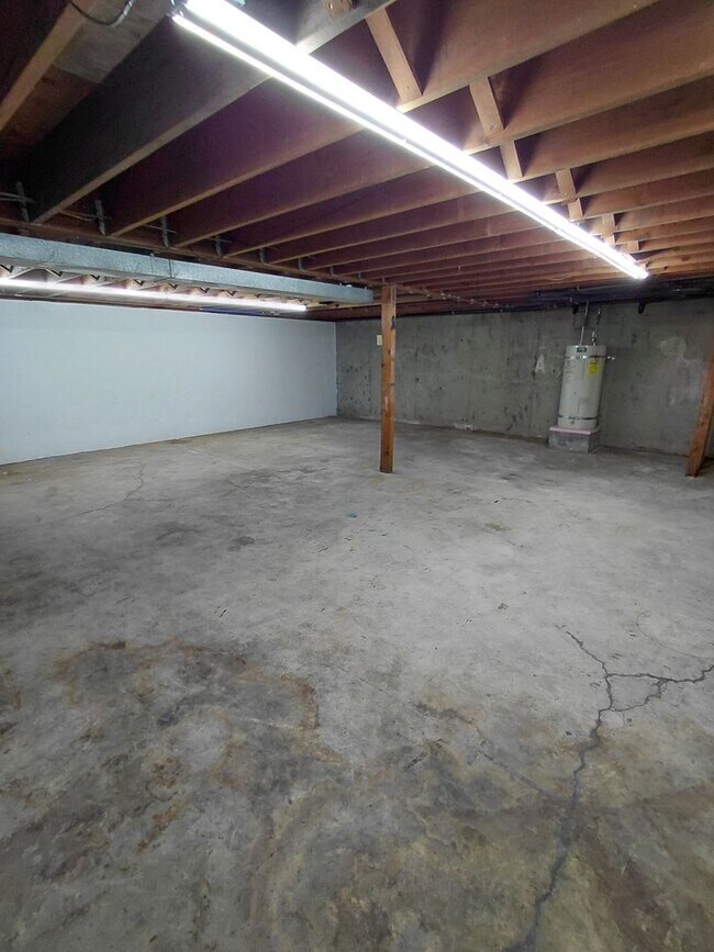 Building Photo - Silverdale Area Home