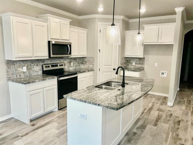 Building Photo - 1311 Oleander Dr