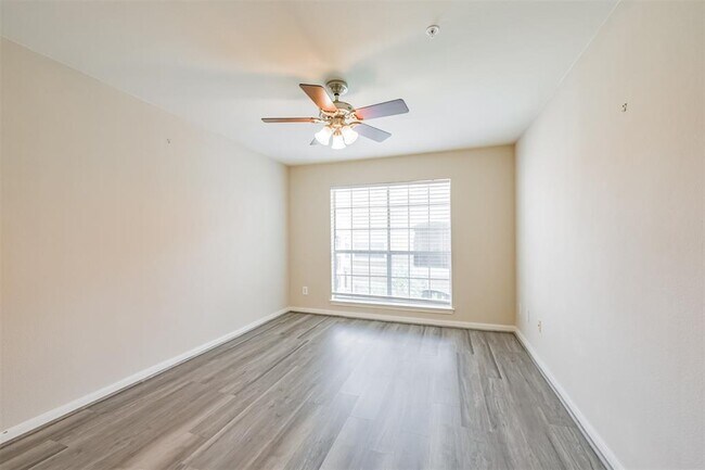 Building Photo - 3231 Allen Pkwy