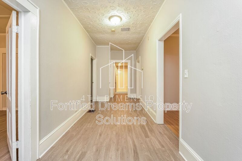 Building Photo - 524 Morgan Rd