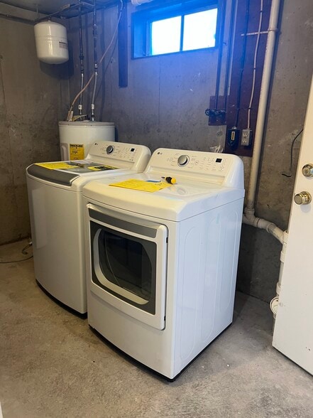 Lower Level Private Laundry - 115 Ward St