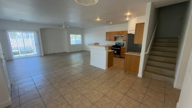 Building Photo - 1286 Capital Gains Dr