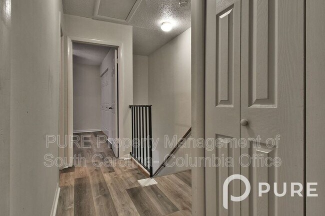 Building Photo - 301 Harbor Heights Dr