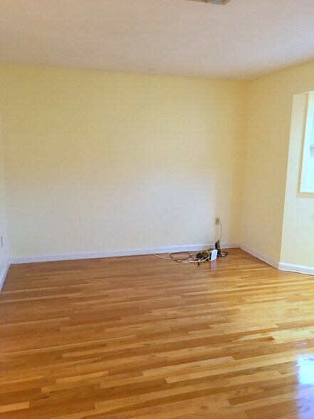 Building Photo - 620 Boston Ave