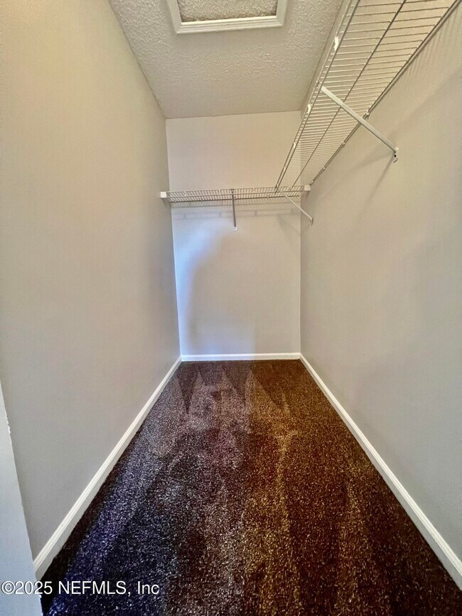 Building Photo - 2315 Companion Cir E