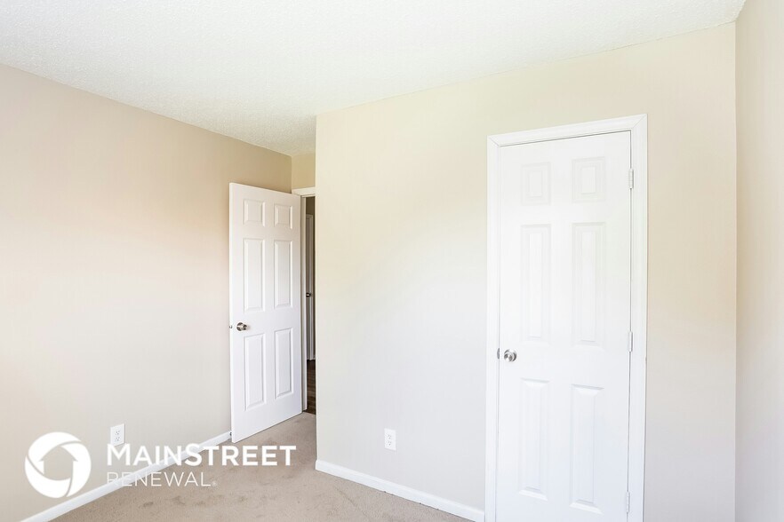 Building Photo - 1843 Sweet Blossom Ln