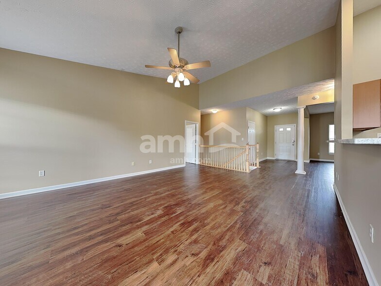 Building Photo - 2561 Rockcastle Ct