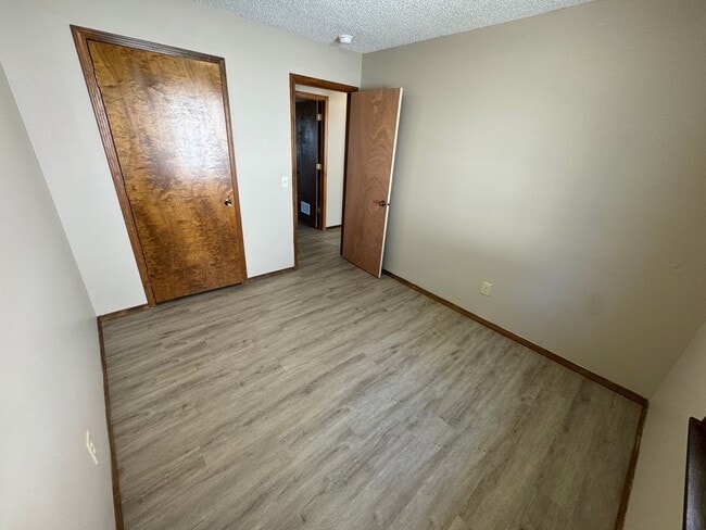 Building Photo - 1158 S Craig Ave