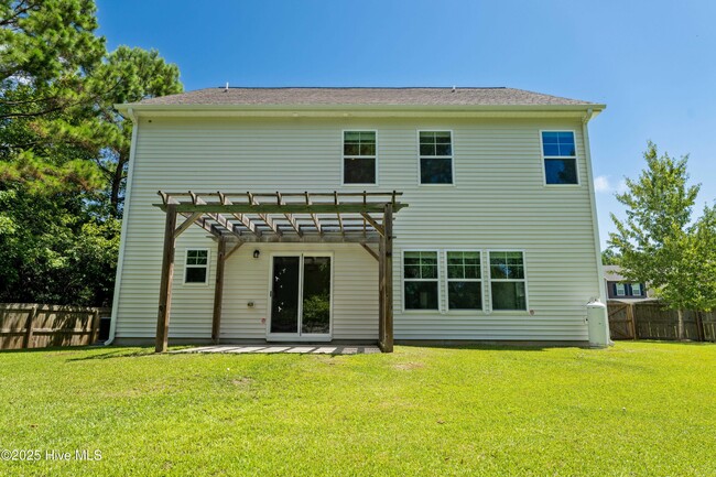 Building Photo - 103 Creek End Ct
