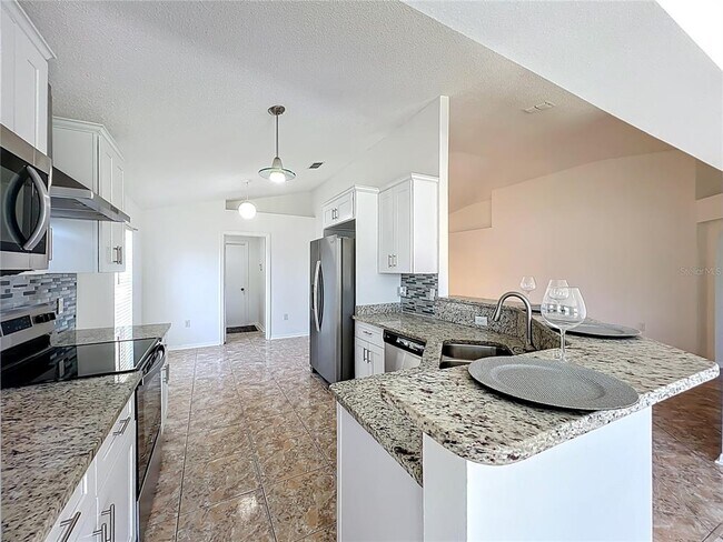 Building Photo - 3155 Atwater Dr