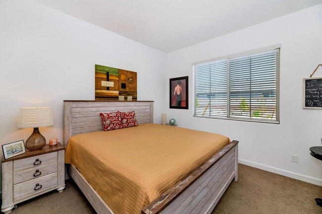 Building Photo - 16979 W Alameda Rd