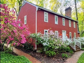 Building Photo - New renovation with River access in Midlothian